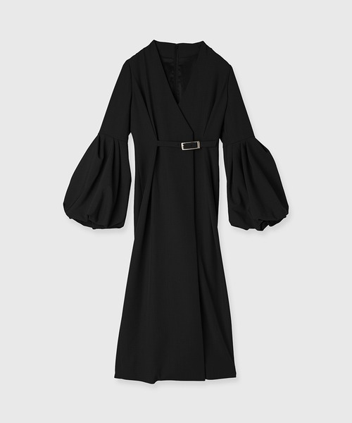 anuans（アニュアンス）の「ボリュームスリーブナローワンピース