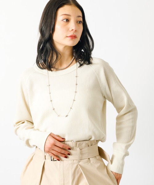 FRUIT OF THE LOOM（フルーツオブザルーム）の「【FRUIT OF THE LOOM】無地 サーマルロンTEE / ラグラン / 長袖（Tシャツ/カットソー・レディース・ホワイト/アイボリー/ブラック・M）」の2枚目の写真