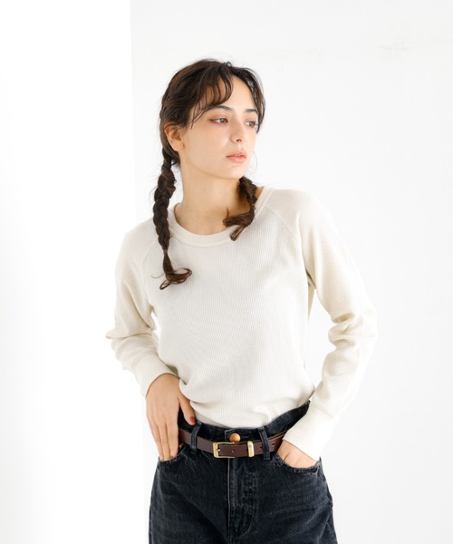 FRUIT OF THE LOOM（フルーツオブザルーム）の「【FRUIT OF THE LOOM】無地 サーマルロンTEE / ラグラン / 長袖（Tシャツ/カットソー・レディース・ホワイト/アイボリー/ブラック・M）」の5枚目の写真