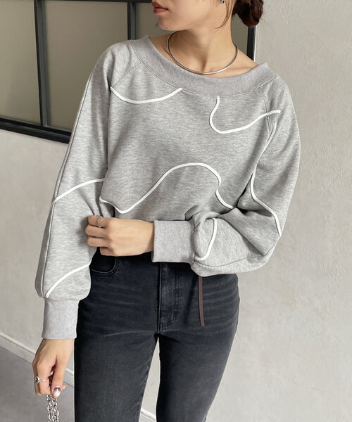 Thevon（ゼボン）の「ボートネックコード刺繍裏毛プルオーバー（Tシャツ/カットソー・レディース・グレー/オフホワイト/ネイビー・FREE）」の4枚目の写真