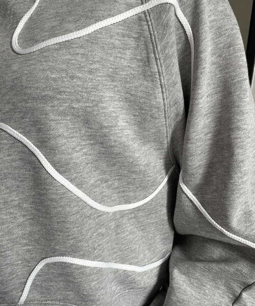 Thevon（ゼボン）の「ボートネックコード刺繍裏毛プルオーバー（Tシャツ/カットソー・レディース・グレー/オフホワイト/ネイビー・FREE）」の13枚目の写真