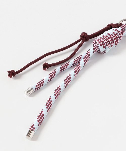 SENSE OF PLACE by URBAN RESEARCH（センスオブプレイスバイアーバンリサーチ）の「『WEB/一部店舗限定』パラコードチャーム（キーホルダー・レディース・ボルドー・ONE）」の2枚目の写真