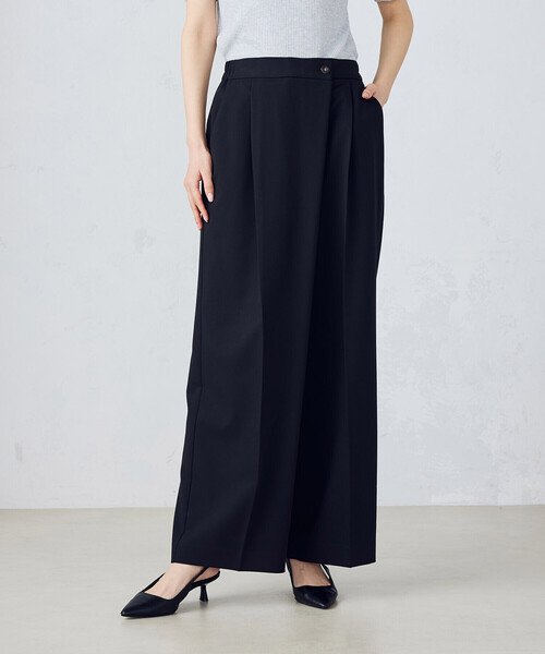 COMME CA ISM（コムサイズム）の「ポリエステルレーヨンストレッチラップ風ワイドパンツ（その他パンツ・レディース・ベージュ/ブラック・MEDIUM/LARGE）」の4枚目の写真