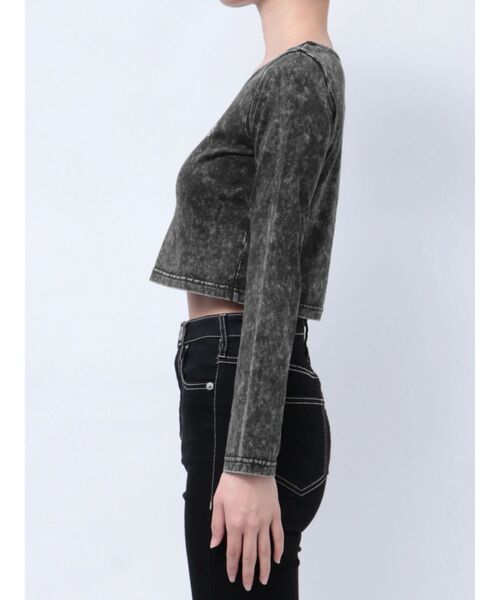 GYDA（ジェイダ）の「BACK BONES STONEタイトショートロンT（Tシャツ/カットソー・レディース・ピンク/オフホワイト/ブラック・FREE）」の10枚目の写真