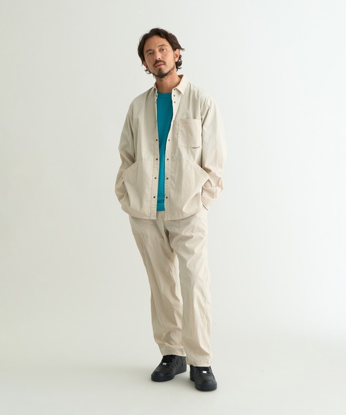 NANGA（ナンガ）の「HINOC RIPSTOP UT SHIRT/ヒノック リップストップ ユーティリティ シャツ（シャツ/ブラウス・メンズ・ライトグレー/ブラック/モカ・L/M/S/XL）」の15枚目の写真