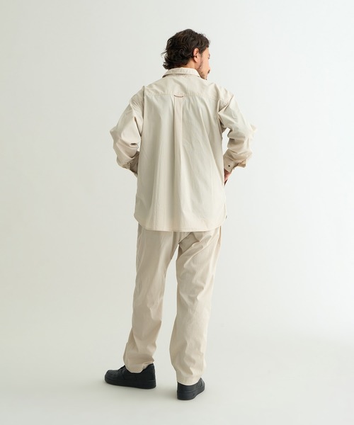 NANGA（ナンガ）の「HINOC RIPSTOP UT SHIRT/ヒノック リップストップ ユーティリティ シャツ（シャツ/ブラウス・メンズ・ライトグレー/ブラック/モカ・L/M/S/XL）」の18枚目の写真