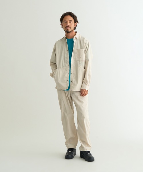 NANGA（ナンガ）の「HINOC RIPSTOP UT SHIRT/ヒノック リップストップ ユーティリティ シャツ（シャツ/ブラウス・メンズ・ライトグレー/ブラック/モカ・L/M/S/XL）」の14枚目の写真