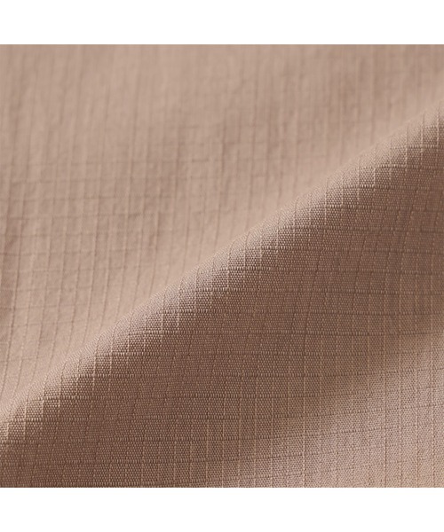 NANGA（ナンガ）の「HINOC RIPSTOP UT SHIRT/ヒノック リップストップ ユーティリティ シャツ（シャツ/ブラウス・メンズ・ライトグレー/ブラック/モカ・L/M/S/XL）」の11枚目の写真