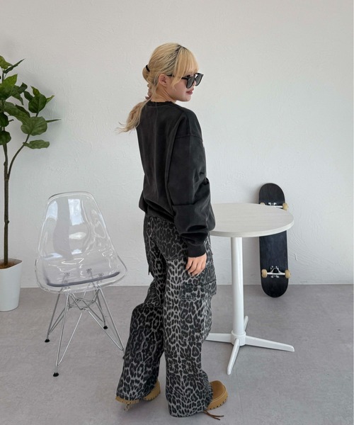 sedacle(セダクル)の「加工フラッグスウェットロンT(Tシャツ/カットソー・メンズ・ベージュ/レッド/ブラック・SMALL/MEDIUM/LARGE)」の11枚目の写真