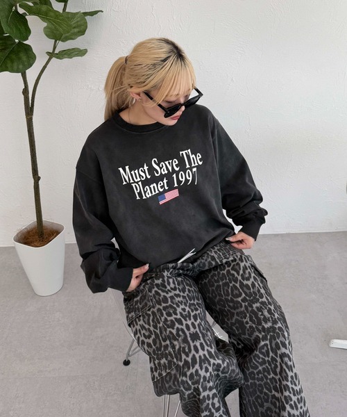 sedacle(セダクル)の「加工フラッグスウェットロンT(Tシャツ/カットソー・メンズ・ベージュ/レッド/ブラック・SMALL/MEDIUM/LARGE)」の8枚目の写真