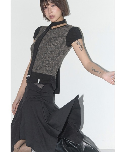 FANCY CLUB（ファンシークラブ）の「A'GEM/9 × .kom 『 FANCY CLUB/ファンシークラブ』 LACE SHIRRING TOP & SCARF/レースシャーリングトップス＆スカーフ（その他トップス・レディース・ブラック/グレー・FREE）」の9枚目の写真