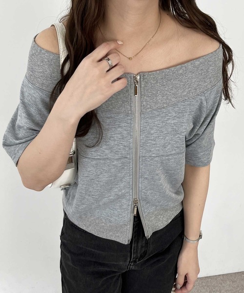 nelliy.(ネルリー)の「ダブルジップオフショルトップス(Tシャツ/カットソー・レディース・チャコール/杢グレー・LARGE/MEDIUM)」の7枚目の写真