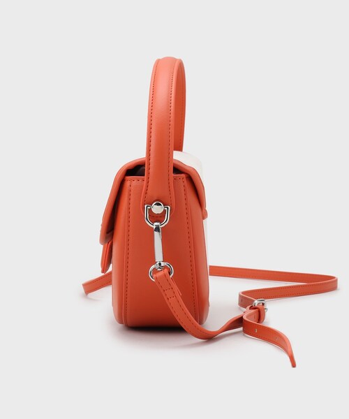 OPAQUE.CLIP（オペークドットクリップ）の「【2WAY】キャンバストリミングデザインバッグ（ショルダーバッグ・レディース・オレンジ/ブラック・00）」の11枚目の写真