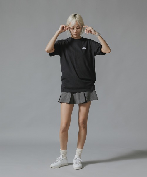 adidas(アディダス)の「adidas/アディダス BACK+FRONT TREFOIL BOXY T-SHIRT Tシャツ(Tシャツ/カットソー・メンズ・ブラック・2XL/XL/L/M/S/XS)」の12枚目の写真