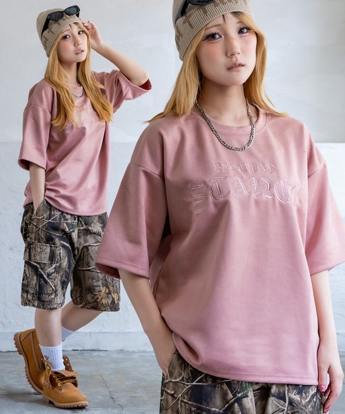 SIDEWAY STANCE(サイドウェイスタンス)の「【SIDEWAY STANCE】スエードポンチ BLロゴ刺しゅう 半袖Tシャツ(Tシャツ/カットソー・メンズ・ベージュ/ピンク/チャコール・SMALL/MEDIUM/LARGE)」の3枚目の写真