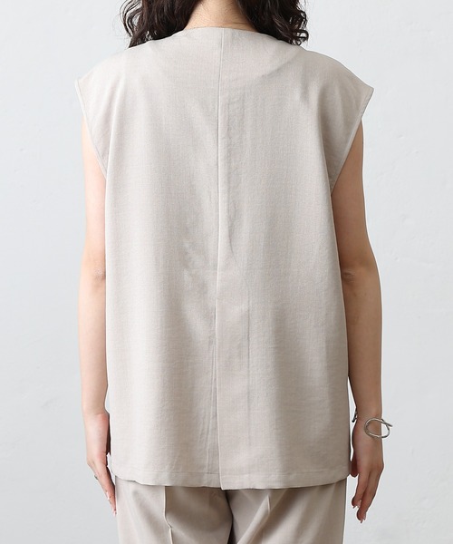 COLONY 2139(コロニートゥーワンスリーナイン)の「テックリネンノーカラーシングルジレ(その他アウター・レディース・ブラック/グレイッシュベージュ/ブラウン/ミント・SMALL/MEDIUM)」の5枚目の写真