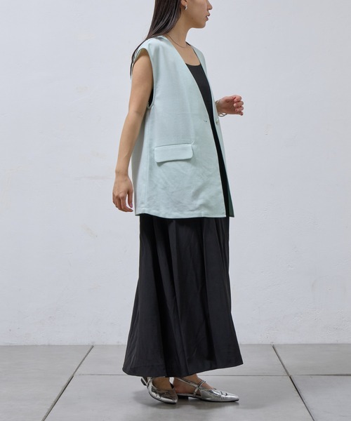 COLONY 2139(コロニートゥーワンスリーナイン)の「テックリネンノーカラーシングルジレ(その他アウター・レディース・ブラック/グレイッシュベージュ/ブラウン/ミント・SMALL/MEDIUM)」の10枚目の写真