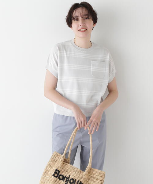 human woman(ヒューマンウーマン)の「◆【ウォッシャブル】ランダムボーダープルオーバー(ニット/セーター・レディース・ホワイト系その他3/ブルー系その他3/チャコールグレー・MEDIUM)」の4枚目の写真