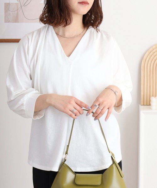atONE(アットワン)の「ブラウス風タックスキッパー 七分丈Tシャツ(Tシャツ/カットソー・レディース・グレイッシュベージュ/チャコールグレー/ブラック/ホワイト/モカ・LL~3L/M-L/4L~5L)」の20枚目の写真