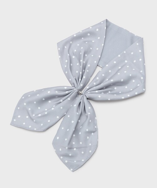 OPAQUE.CLIP（オペークドットクリップ）の「【接触冷感／UVケア】マグネットスカーフ（バンダナ/スカーフ・レディース・ホワイト系3/グレー系/ベージュ系/ブラック系・00）」の2枚目の写真