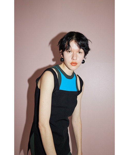 OMMO(オーエムエムオー)の「LAYERED DESIGN KNIT TOP(ニット/セーター・レディース・ブラック系その他/ブラック・FREE)」の1枚目の写真