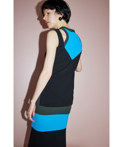 OMMO(オーエムエムオー)の「LAYERED DESIGN KNIT TOP(ニット/セーター・レディース・ブラック系その他/ブラック・FREE)」の10枚目の写真