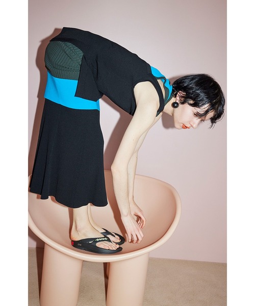 OMMO(オーエムエムオー)の「LAYERED DESIGN KNIT TOP(ニット/セーター・レディース・ブラック系その他/ブラック・FREE)」の18枚目の写真