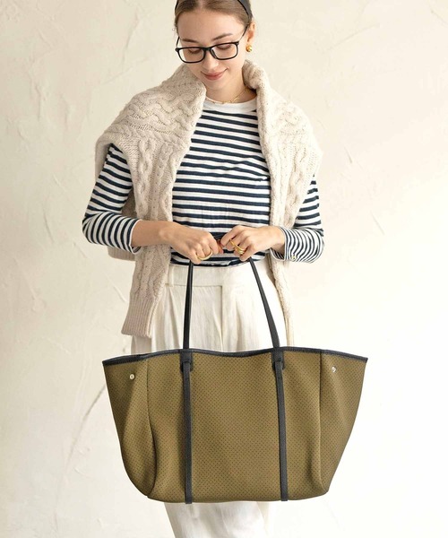 HAYNI（ヘイニ）の「Traviee トラヴィ（トートバッグ・レディース・ライトグレー/カーキ/ブラック/バーガンディー/ベージュ・FREE）」の4枚目の写真