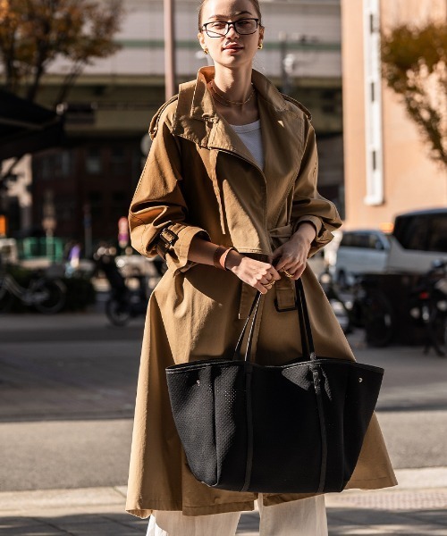 HAYNI（ヘイニ）の「Traviee トラヴィ（トートバッグ・レディース・ライトグレー/カーキ/ブラック/バーガンディー/ベージュ・FREE）」の22枚目の写真