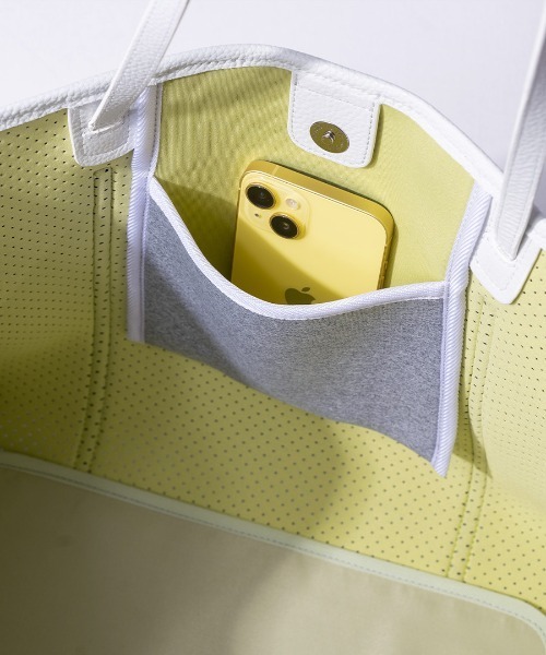 HAYNI（ヘイニ）の「Traviee トラヴィ（トートバッグ・レディース・ライトグレー/カーキ/ブラック/バーガンディー/ベージュ・FREE）」の16枚目の写真