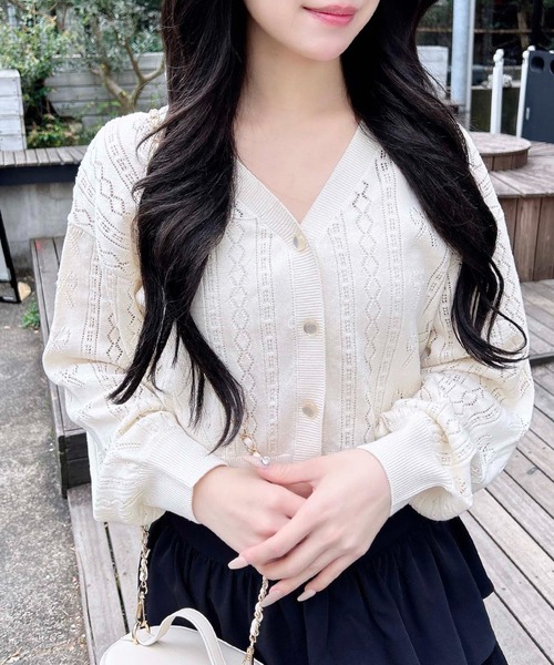 INGNI（イング）の「リボン柄パターンメッシュニットカーディガン（カーディガン/ボレロ・レディース・オフホワイト/ブラック/サックスブルー/ピンク/レッド・M）」の2枚目の写真