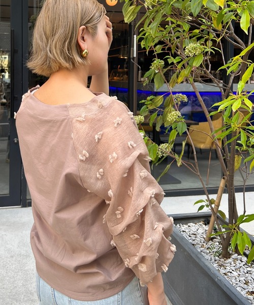 StyleSea（スタイルシー）の「オーガンジータックスリーブコットンブラウス（シャツ/ブラウス・レディース・オフホワイト/ブラック/モカ/イエロー/レッド・FREE）」の3枚目の写真