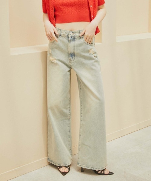 archives（アルシーヴ）の「オーバーダイダメージデニム（デニムパンツ・レディース・ベージュ/ブルー・MEDIUM/SMALL）」の2枚目の写真