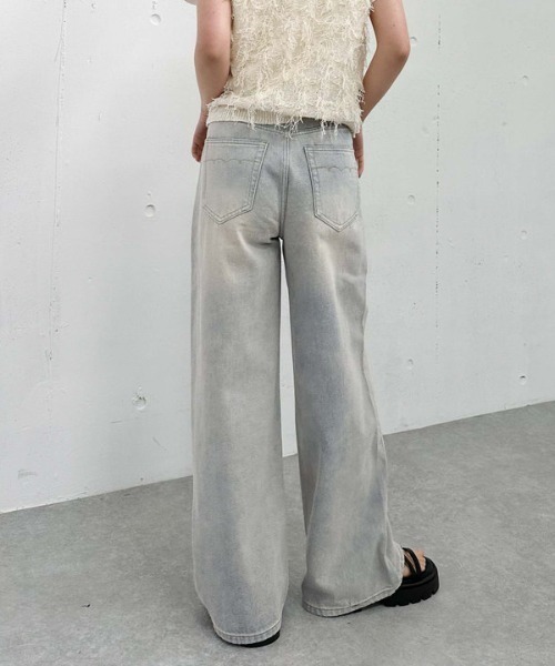 archives（アルシーヴ）の「オーバーダイダメージデニム（デニムパンツ・レディース・ベージュ/ブルー・MEDIUM/SMALL）」の18枚目の写真