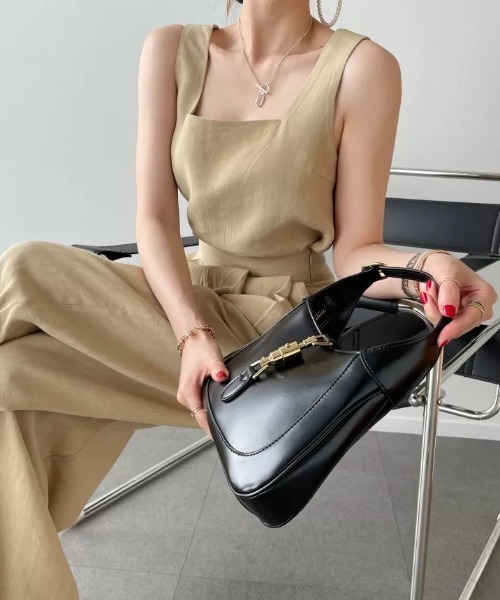 Teem Store(チームストア)の「【2点セット】 スクエアネックブラウス タックワイドパンツ(シャツ/ブラウス・レディース・アイボリー/ブラック/グレー/ベージュ・F)」の16枚目の写真
