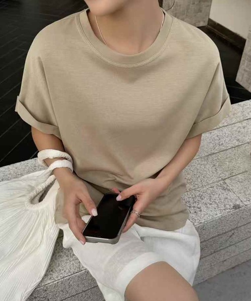 Lace Ladies(レースレディース)の「クルーネック ロールアップ オーバーサイズ 半袖 Tシャツ(Tシャツ/カットソー・レディース・ブラック/ベージュ/グレー/ホワイト・FREE)」の4枚目の写真