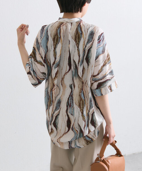 ear PAPILLONNER（イアパピヨネ）の「バンドカラープリント半袖シャツ