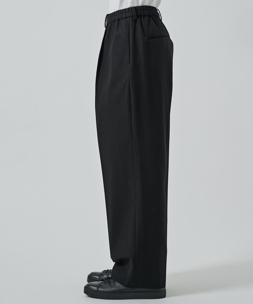 STUDIOUS（ステュディオス）の「【STUDIOUS】GANSHIN DRILL WIDE SLACKS（スラックス・メンズ・ブラック/ダークグレー・2/1）」の6枚目の写真