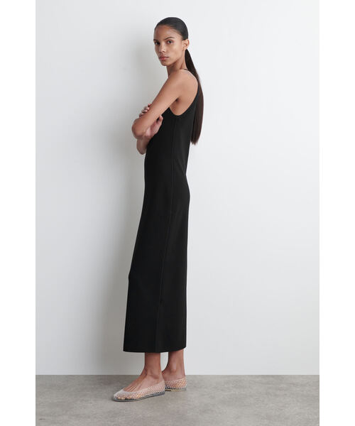 コントゥアニットミディワンピース（ジャンパースカート）｜COS