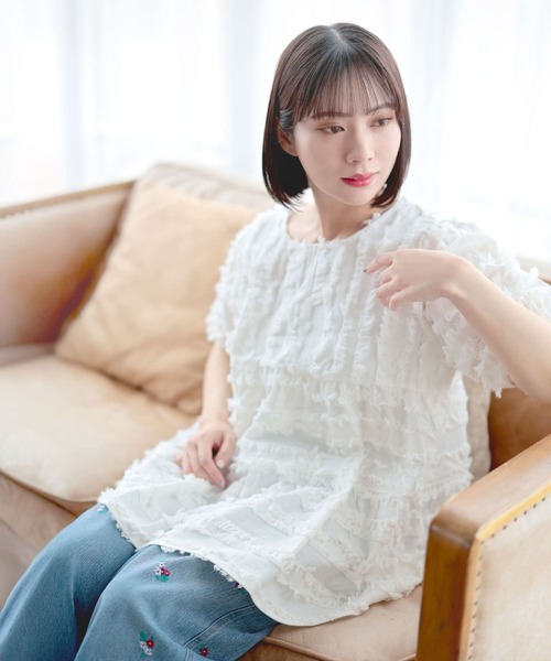 Ruwan yu(ルワンユー)の「フリンジジャガードペプラム半袖プルオーバー【大きいサイズ対応】(シャツ/ブラウス・レディース・ホワイト・L/LL/3L/4L)」の22枚目の写真