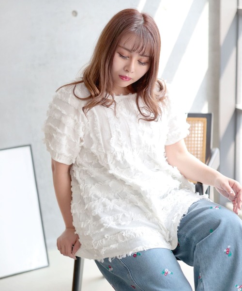 Ruwan yu(ルワンユー)の「フリンジジャガードペプラム半袖プルオーバー【大きいサイズ対応】(シャツ/ブラウス・レディース・ホワイト・L/LL/3L/4L)」の16枚目の写真