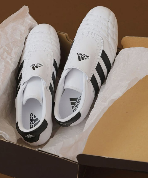 adidas Originals(アディダスオリジナルス)の「【adidas originals / アディダス オリジナルス】TAEKWONDO W:スニーカー(スニーカー・レディース・ホワイト/ブラック・22.5cm/23cm/23.5cm/24cm/24.5cm/25cm)」の2枚目の写真