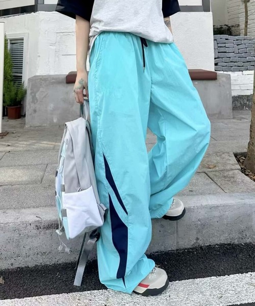 MAISON DE THERESE（メゾン ド テレーズ）の「配色ワイドリラックスパンツ（その他パンツ・レディース・イエロー/ブルー・M）」の2枚目の写真