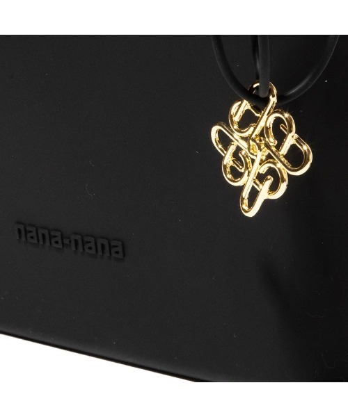 Kinetics（キネティクス）の「nana-nana KNOT SILICONE KNITTING MINI SHOULDER BAG（ナナナナ ノット シリコンニット ミニショルダーバッグ）（ショルダーバッグ・レディース・アイボリー/ブラック・ONE SIZE）」の7枚目の写真