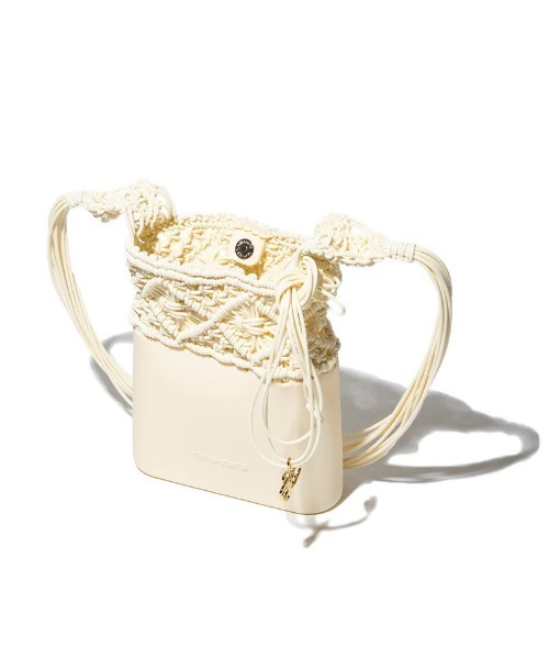 Kinetics（キネティクス）の「nana-nana KNOT SILICONE KNITTING MINI SHOULDER BAG（ナナナナ ノット シリコンニット ミニショルダーバッグ）（ショルダーバッグ・レディース・アイボリー/ブラック・ONE SIZE）」の11枚目の写真