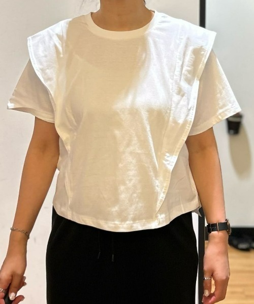 Right-on(ライトオン)の「HONEYSUCKLE ROSE(ハニーサックルローズ)【レディース】「接触冷感」ラッフルショルダーTシャツ/とろみ天竺(Tシャツ/カットソー・レディース・ブラック/オフホワイト/ブルー・L/M)」の14枚目の写真