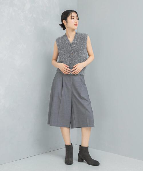 URBAN RESEARCH ROSSO WOMEN(アーバンリサーチ ロッソ)の「タックハーフパンツ(その他パンツ・レディース・グレー/ブラック・36/38)」の4枚目の写真