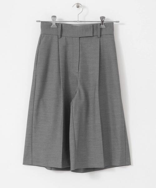 URBAN RESEARCH ROSSO WOMEN(アーバンリサーチ ロッソ)の「タックハーフパンツ(その他パンツ・レディース・グレー/ブラック・36/38)」の21枚目の写真