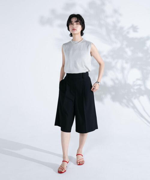 URBAN RESEARCH ROSSO WOMEN(アーバンリサーチ ロッソ)の「タックハーフパンツ(その他パンツ・レディース・グレー/ブラック・36/38)」の12枚目の写真