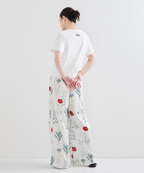 le cercle ADAM ET ROPE'(ルセルクルアダムエロペ)の「【NYBG】フラワースケッチTシャツ(Tシャツ/カットソー・レディース・ホワイト系その他・S/M)」の12枚目の写真